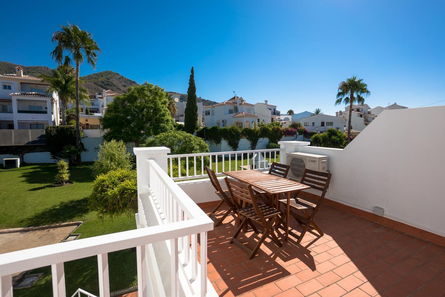 Urb. Alhambra 3 Villa Nerja Exterior foto